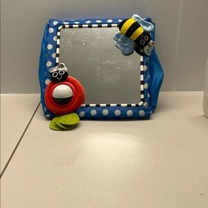 Sassy tummy time floor mirror ( mirror has scratches)